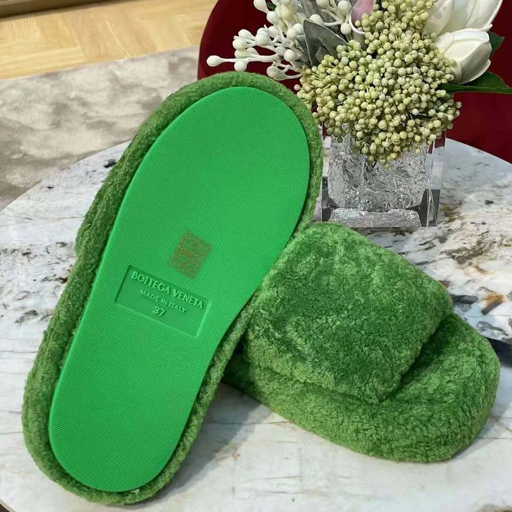 Bottega Veneta Chanclas Resort Teddy Shearling Mujer-Verde