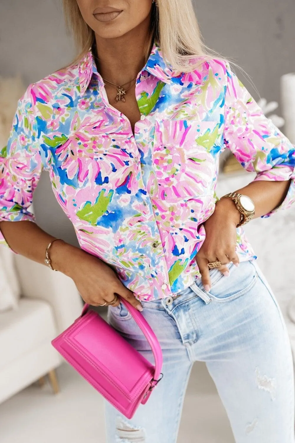 Camisa con estampado floral abstracto