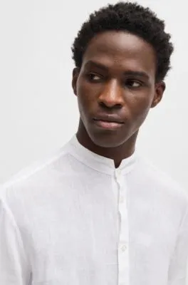 Camisa slim fit de lino con cuello mao