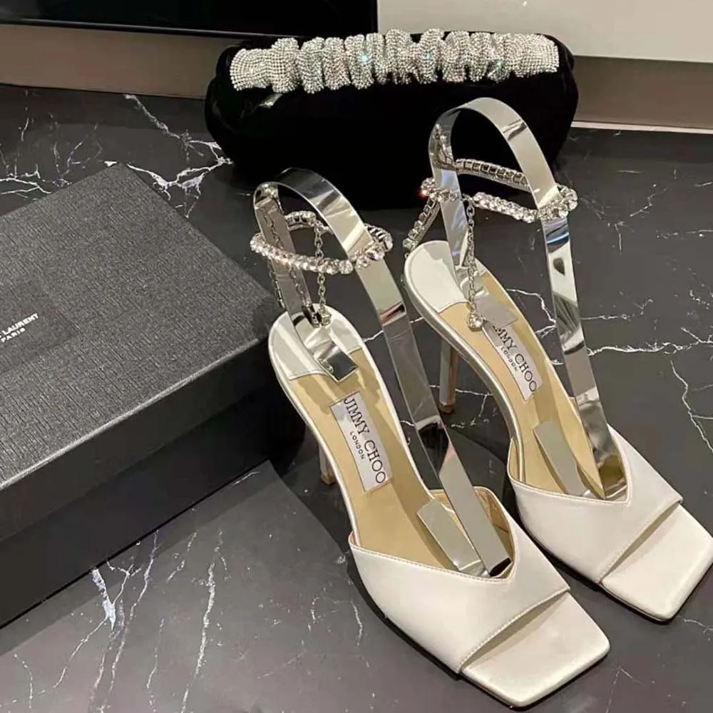 Jimmy Choo Mujer Saeda Sandal 100 Sandalias de raso marfil con adornos de cristal