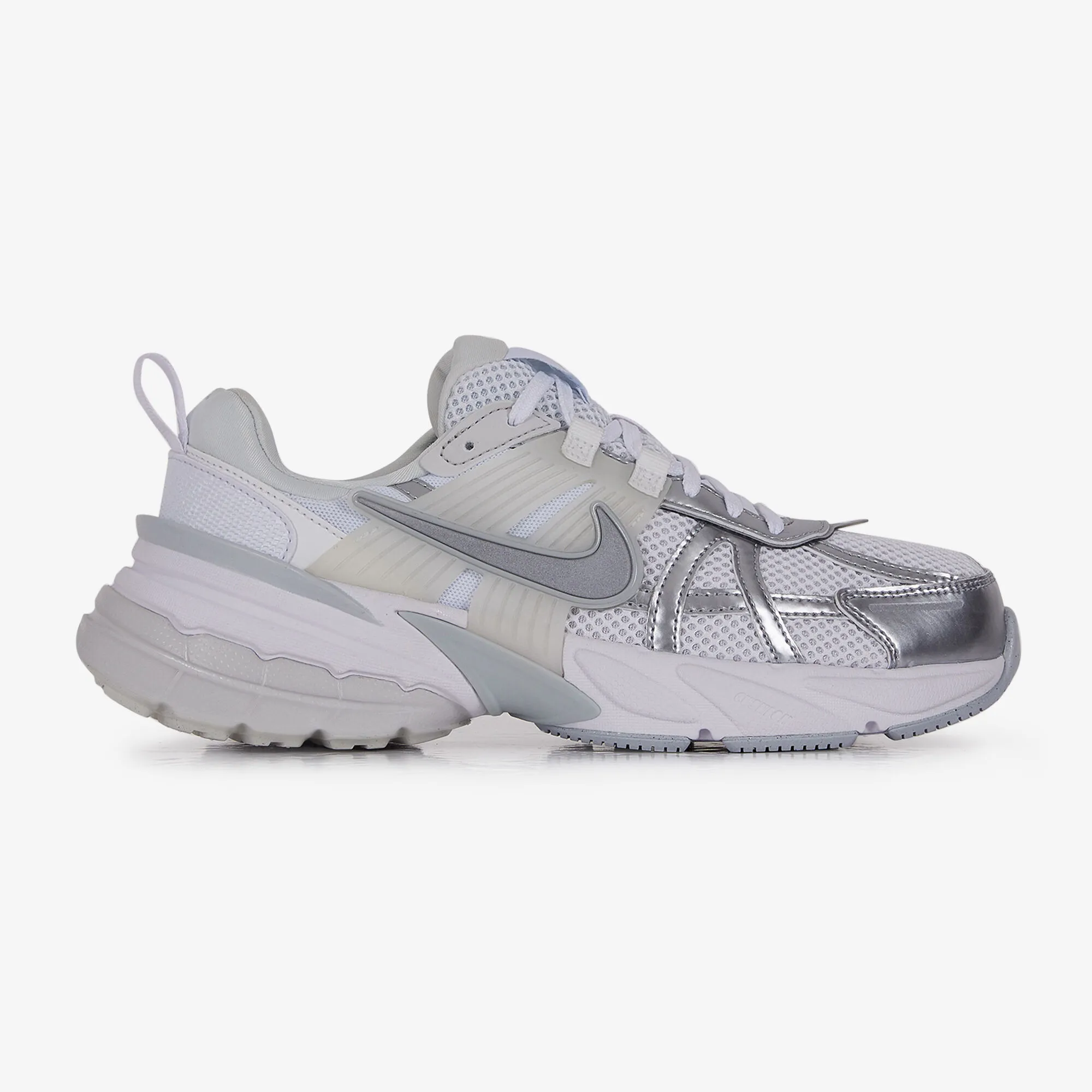 NIKE V2K RUN