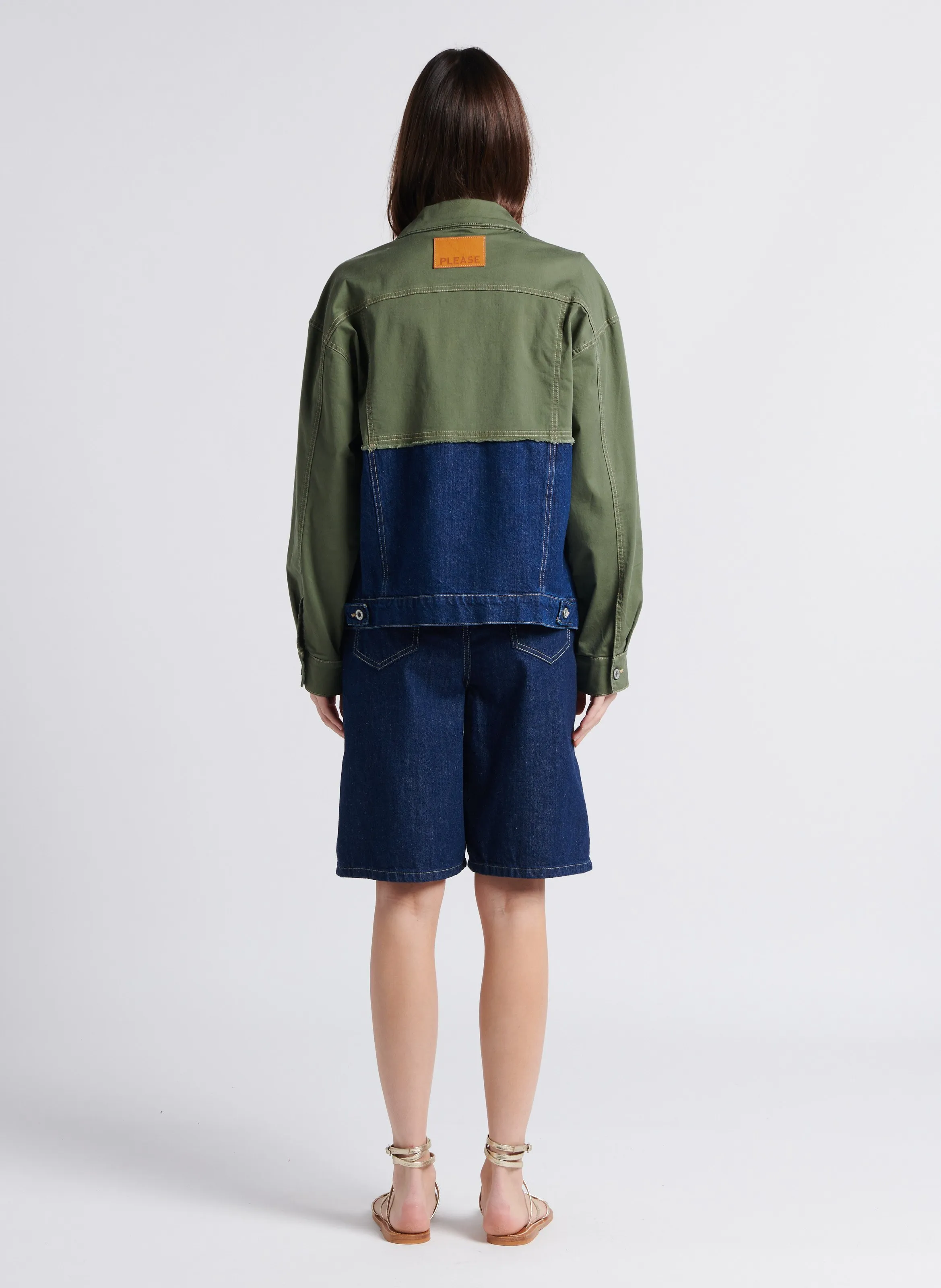 PLEASE Chaqueta recta con cuello clásico en verde