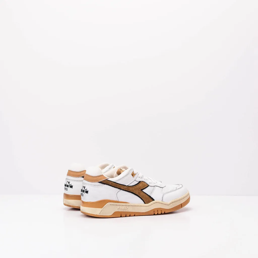 ZAPATILLA - DIADORA HERITAGE - B.560 USED WHITE BEIGE DOE 201.180117_C1905